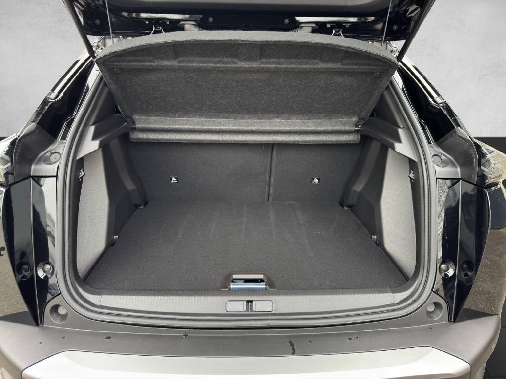PEUGEOT 2008 1.2 Hybrid 145 Allure Premium, Mild-Hybrid Benzin/Elektro, Vorführwagen, Automatik - 6