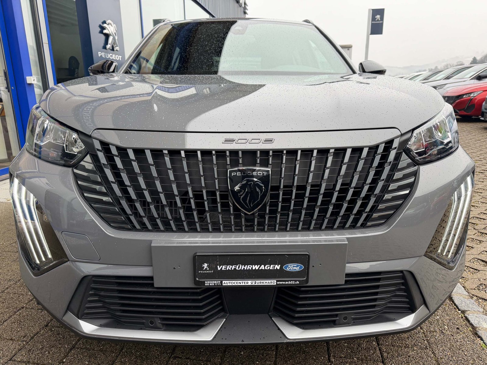 PEUGEOT 2008 1.2 PureTech Allure 5 Jahre Garantie, Benzin, Vorführwagen, Handschaltung - 4