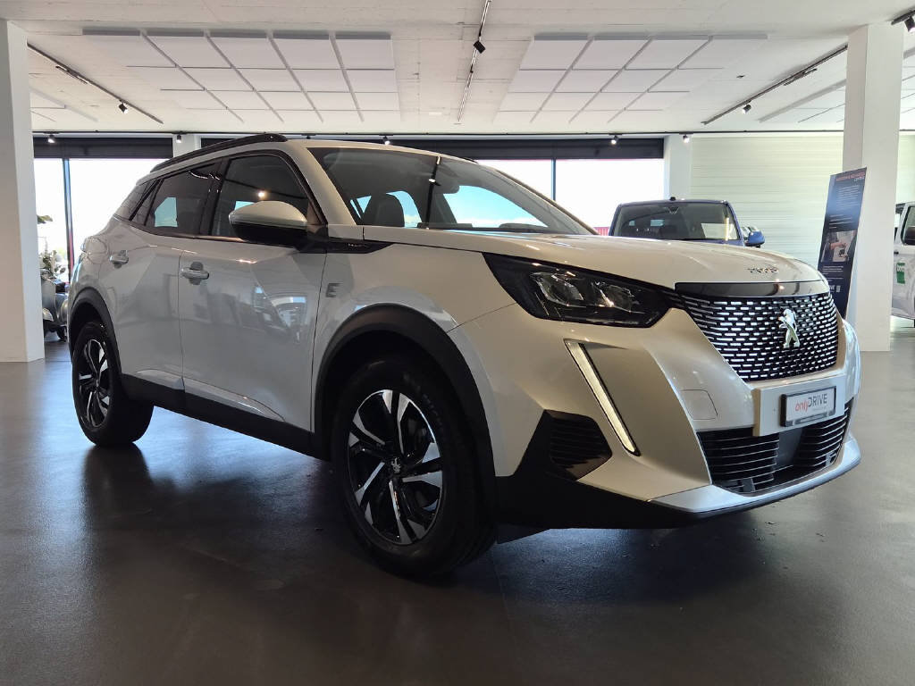 PEUGEOT 2008 1.2 PureTech 130 Allure, Essence, Voiture de démonstration, Automatique - 2