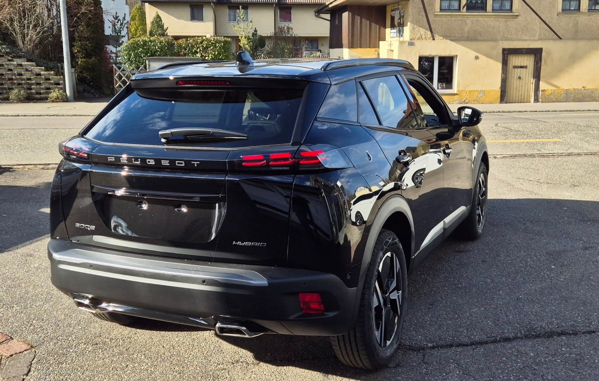 PEUGEOT 2008 1.2 145 Spirit Helvetia, Essence, Voiture nouvelle, Automatique - 3