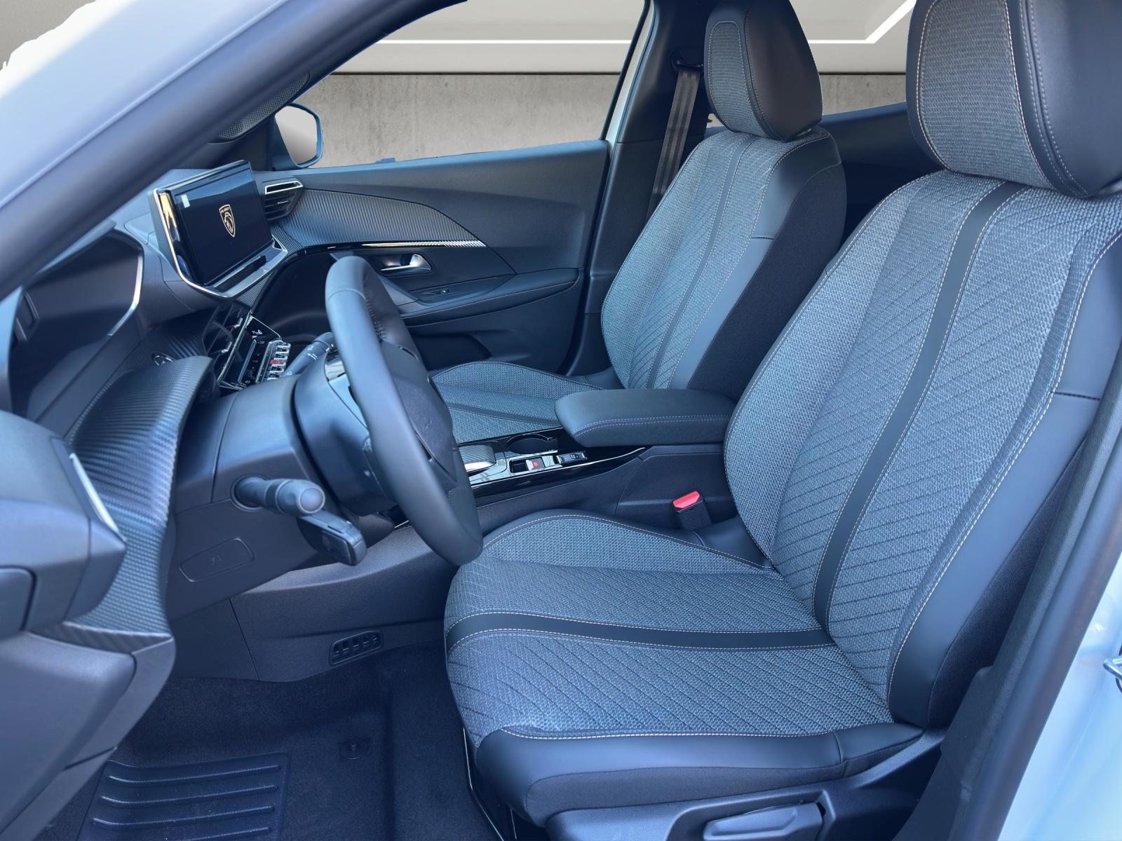 PEUGEOT 2008 1.2 Hybrid 145 Allure Premium, Hybride Léger Essence/Électricité, Voiture nouvelle, Automatique - 7