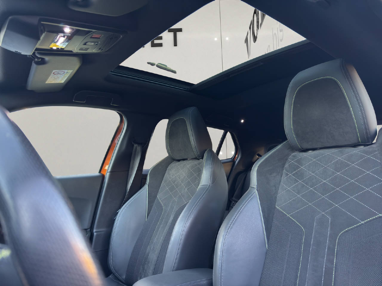 PEUGEOT 2008 1.2 PureTech 155 GT Pack, Benzina, Occasioni / Usate, Automatico - 6