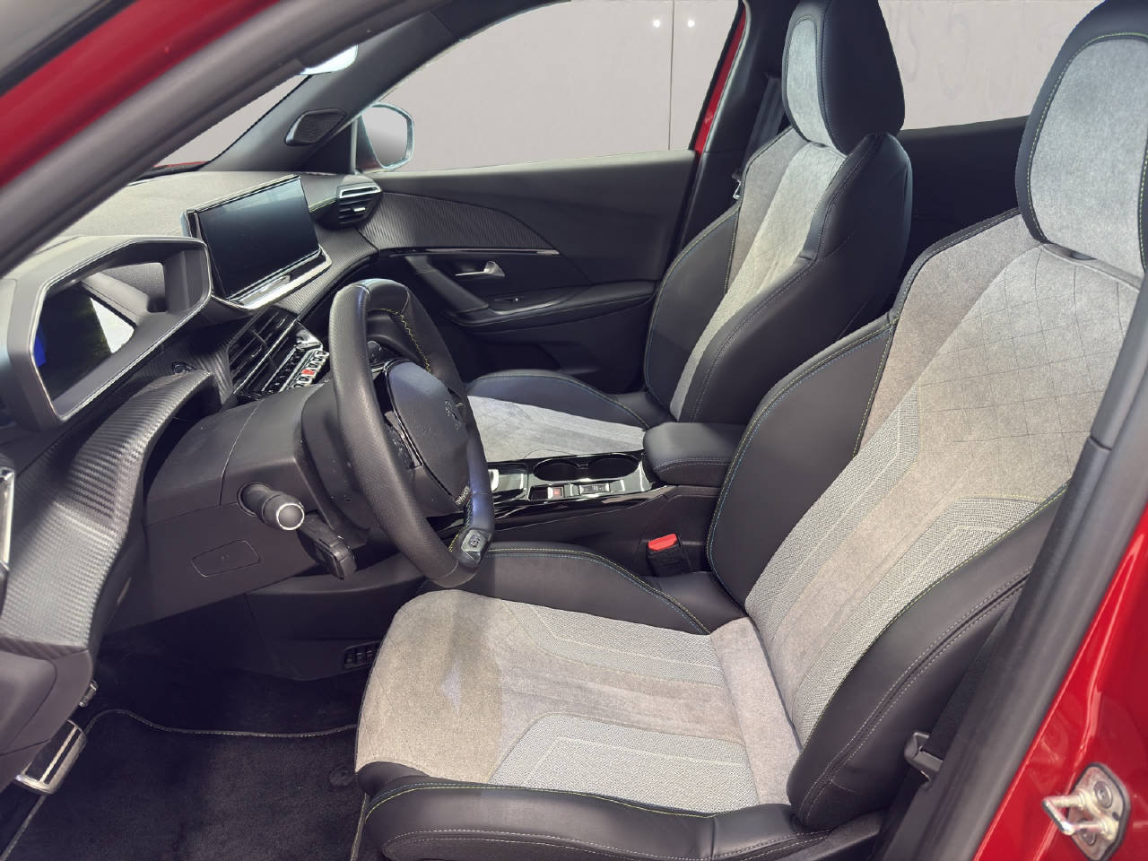 PEUGEOT 2008 e-Business GT, Électrique, Occasion / Utilisé, Automatique - 5