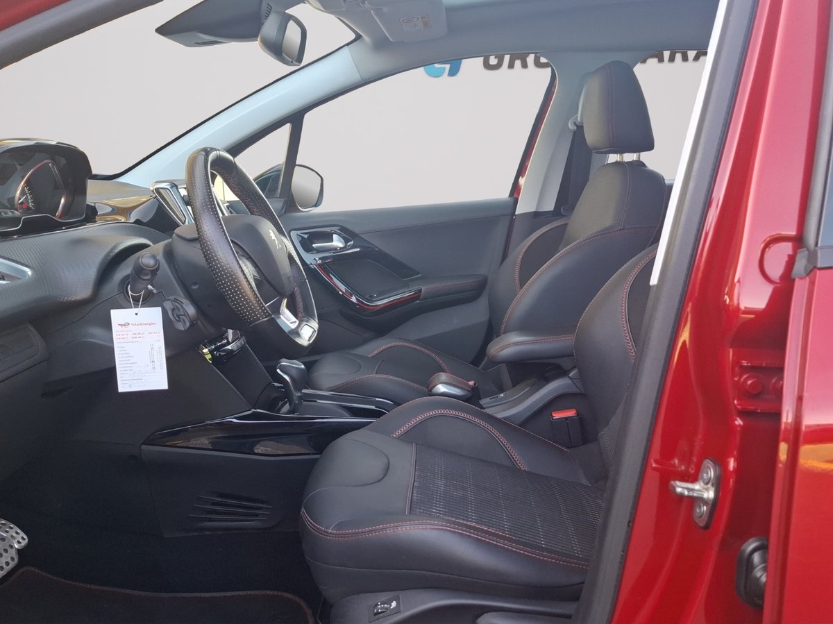 PEUGEOT 2008 1.2 PureTech GT Line, Essence, Occasion / Utilisé, Automatique - 5
