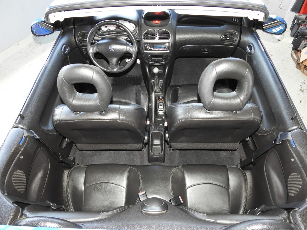 PEUGEOT 206 CC 2.0, Benzin, Occasion / Gebraucht, Handschaltung - 7