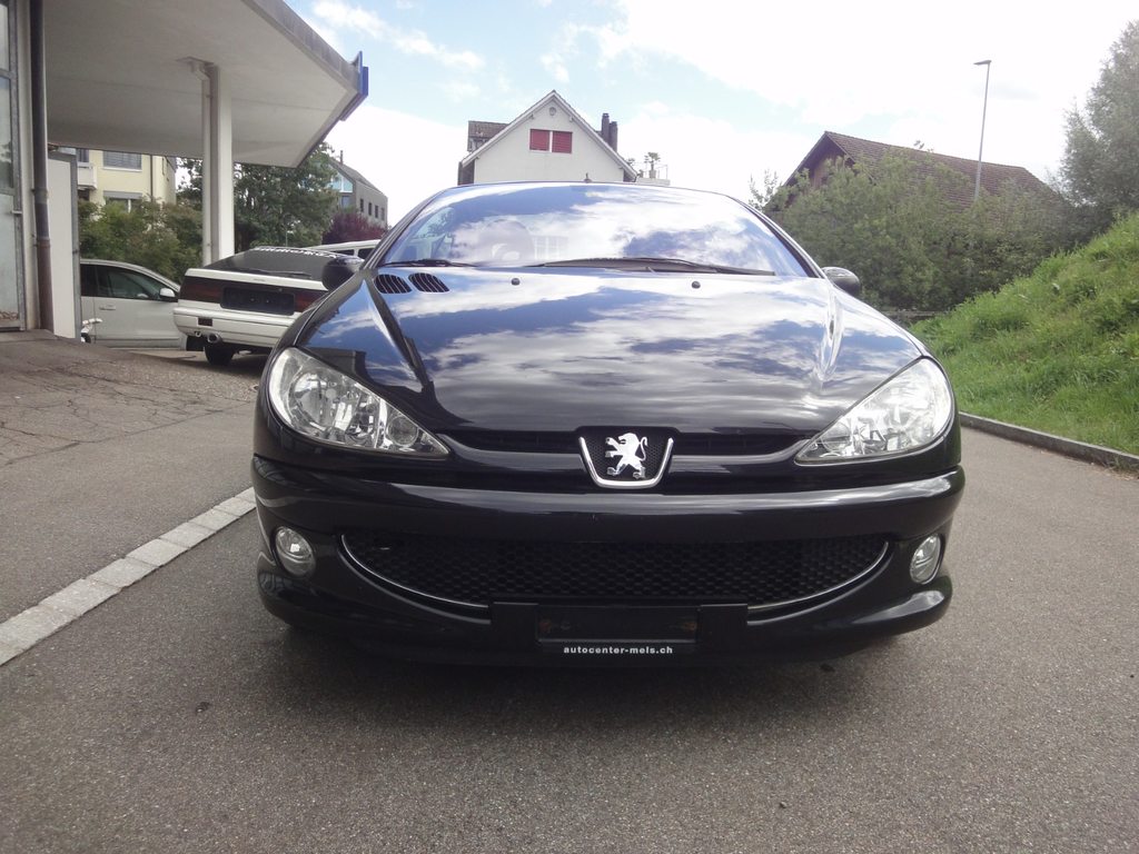PEUGEOT 206 CC 1.6, Benzin, Occasion / Gebraucht, Handschaltung - 3