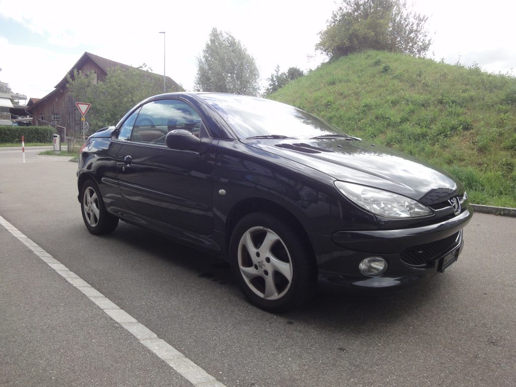 PEUGEOT 206 CC 1.6, Benzin, Occasion / Gebraucht, Handschaltung - 4