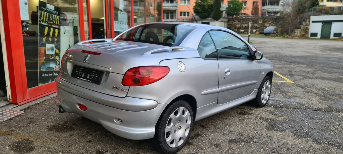 PEUGEOT 206 CC 1.6 16V, Benzin, Occasion / Gebraucht, Handschaltung - 4