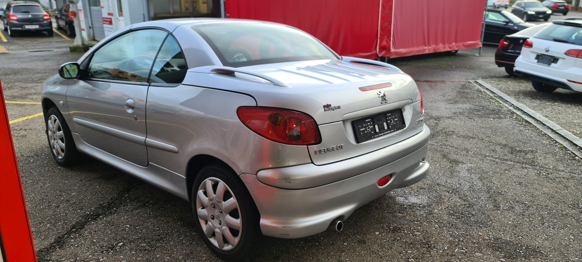 PEUGEOT 206 CC 1.6 16V, Benzin, Occasion / Gebraucht, Handschaltung - 6