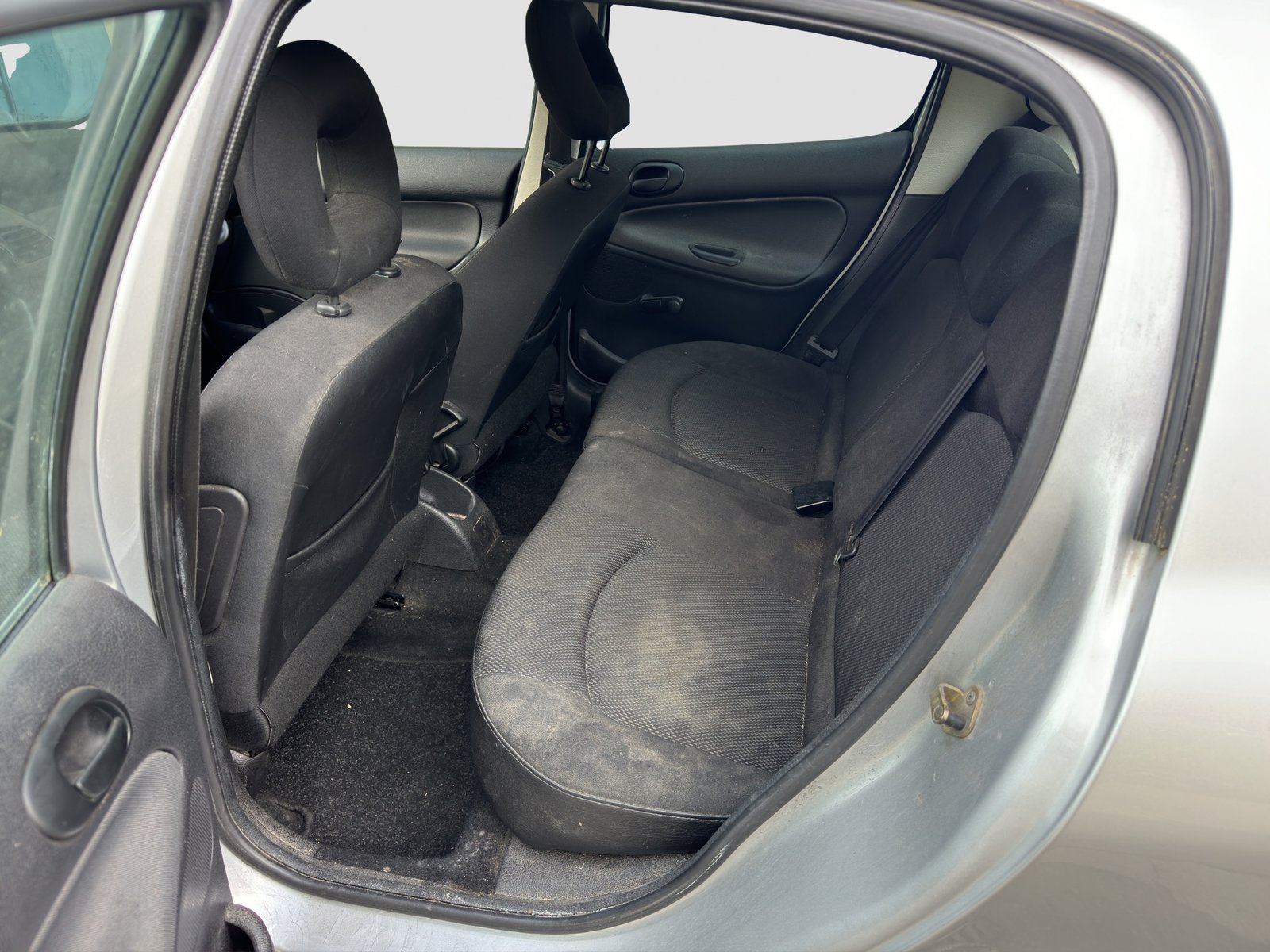 PEUGEOT 206 1.6 16V Platinum, Petrol, Second hand / Used, Manual - 6