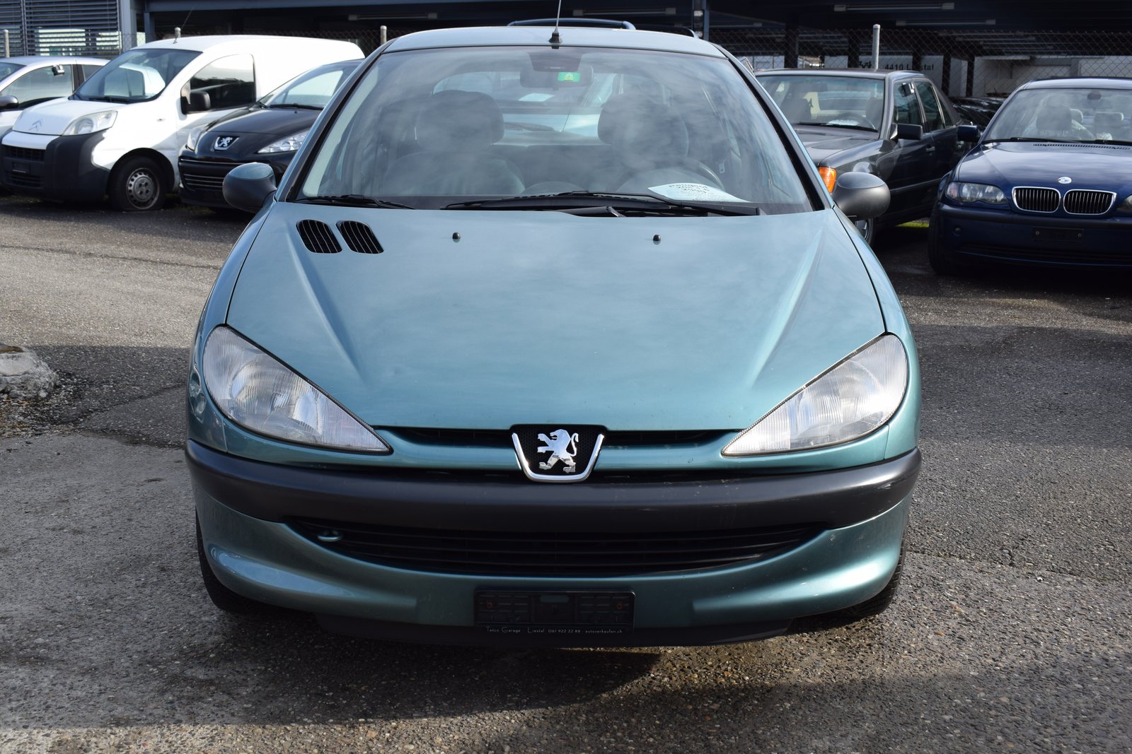 PEUGEOT 206 1.6 XT