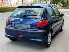 PEUGEOT 206 1.6 16V (XT) Premium, Essence, Occasion / Utilisé, Automatique - 3