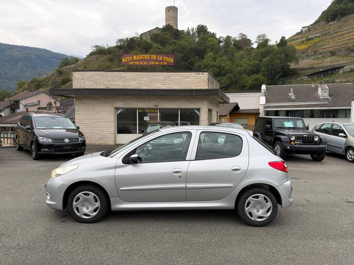 PEUGEOT 206+ 1.4 Trendy, Essence, Occasion / Utilisé, Manuelle