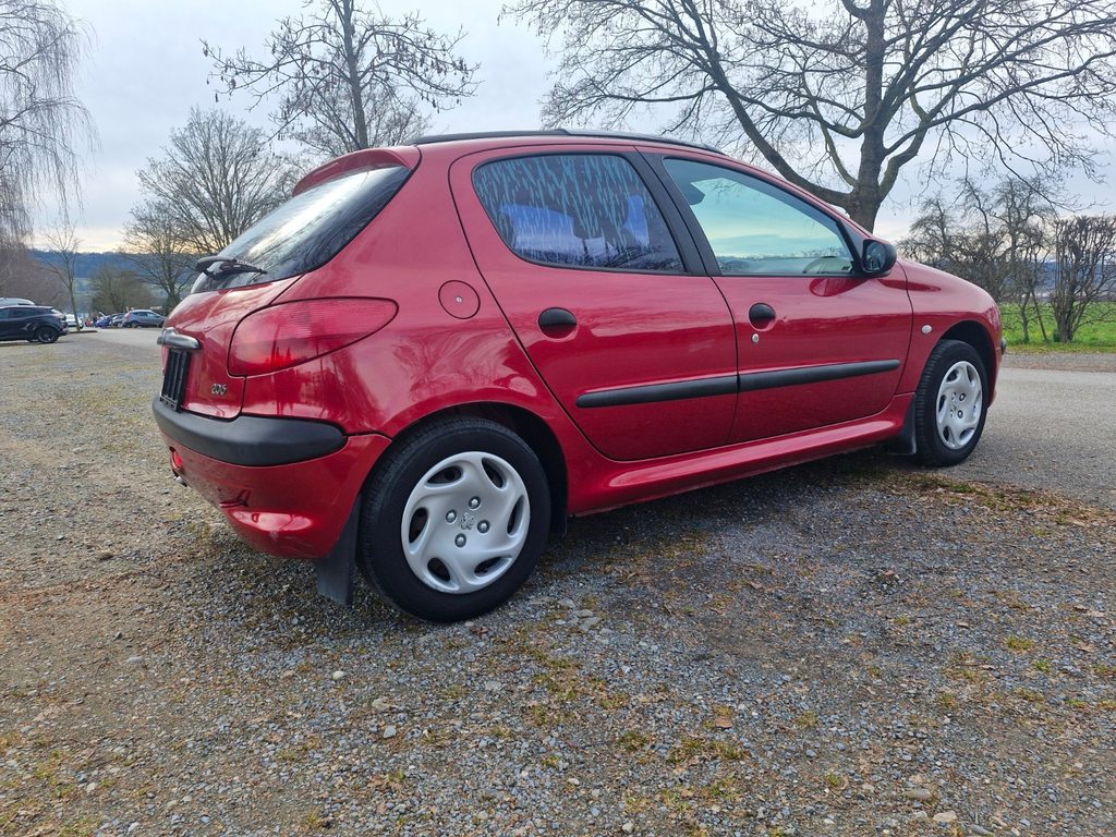 PEUGEOT 206 1.4 XT, Benzin, Occasion / Gebraucht, Automatik - 3