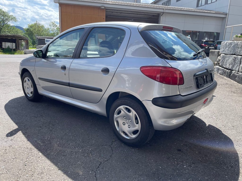 PEUGEOT 206 1.6 16V XT, Benzina, Occasioni / Usate, Automatico - 6