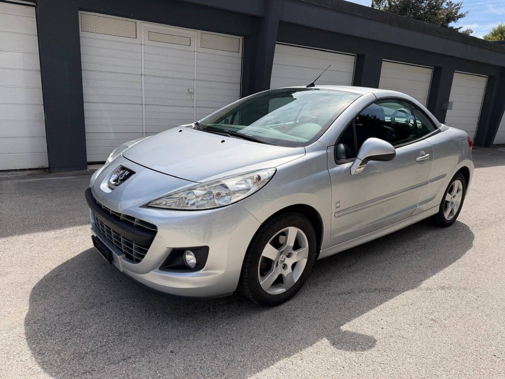PEUGEOT CC 1.6 16V Swiss Edition, Essence, Occasion / Utilisé, Manuelle - 5