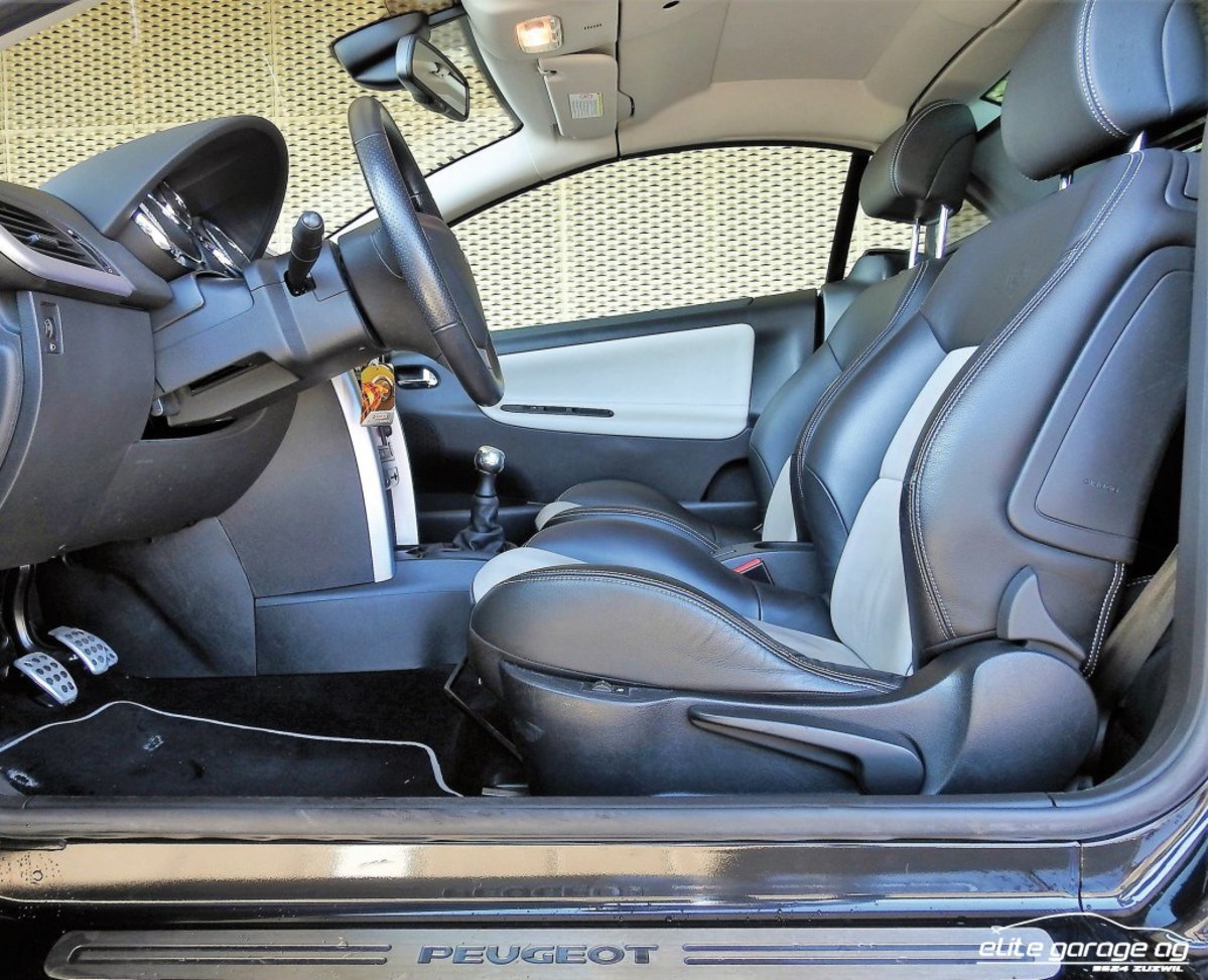 PEUGEOT 207 CC 1.6 16V Roland Garros, Essence, Occasion / Utilisé, Manuelle - 7