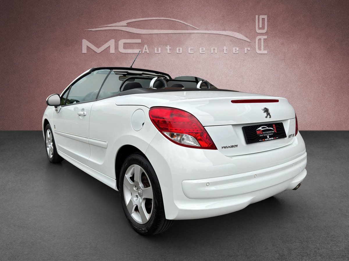 PEUGEOT 207 CC 1.6 16V Swiss Edition, Essence, Occasion / Utilisé, Manuelle - 3