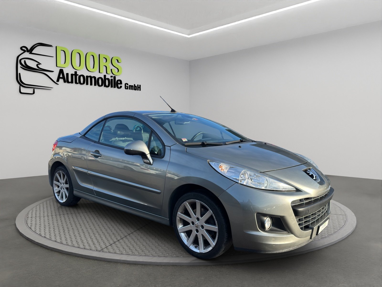 PEUGEOT 207 CC 1.6 16V Turbo Roland Garros Edition