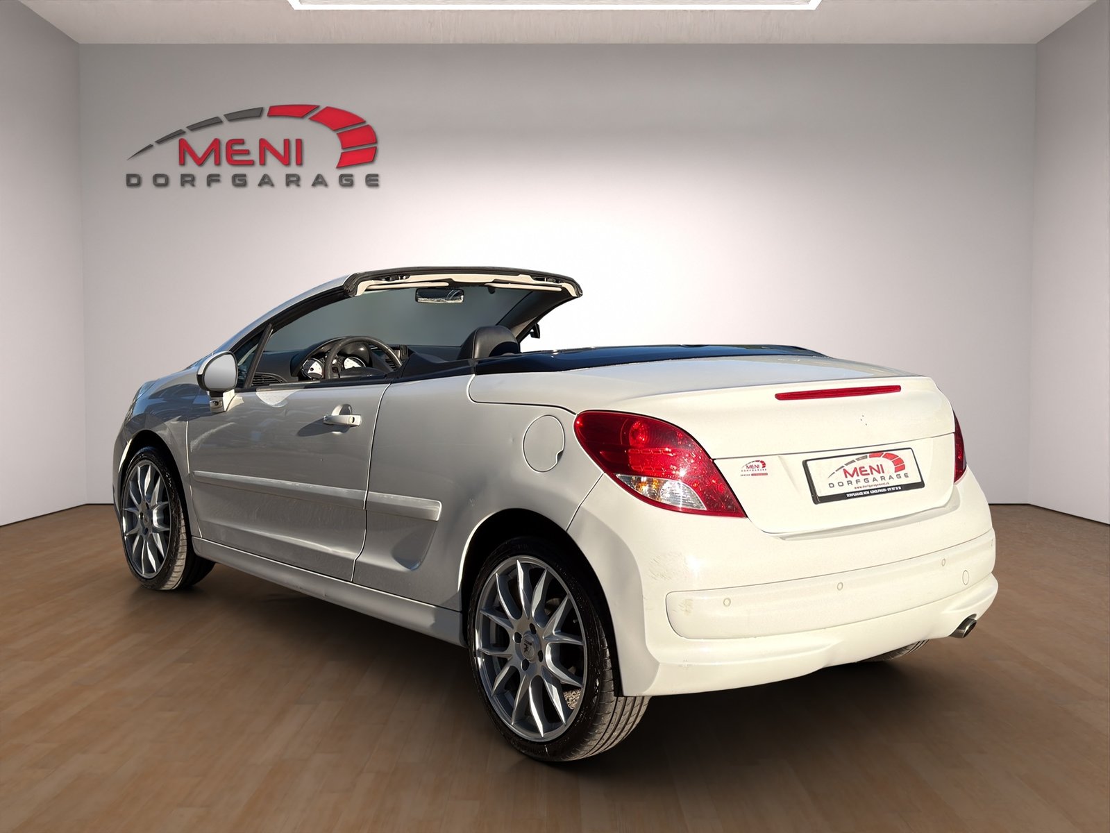 PEUGEOT 207 CC 1.6 16V Active, Essence, Occasion / Utilisé, Manuelle - 5