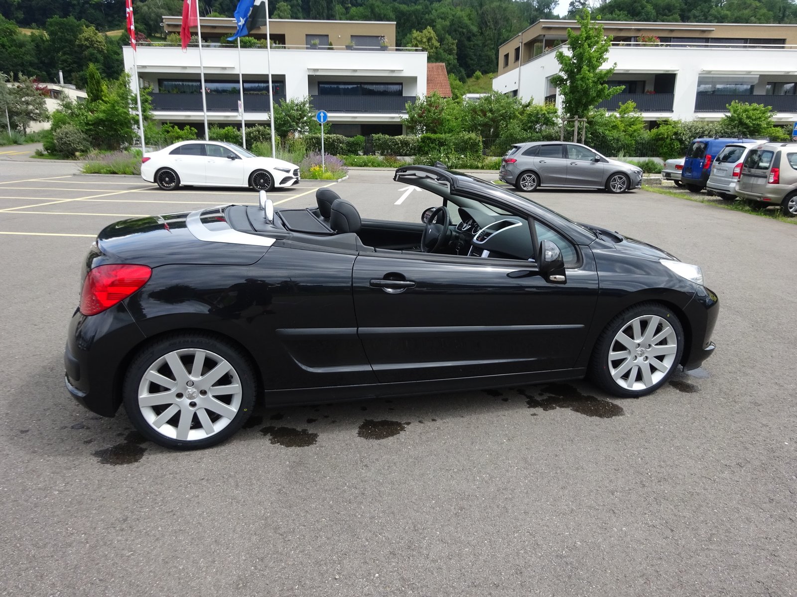 PEUGEOT 207 CC 1.6 16V Turbo Sport, Petrol, Second hand / Used, Manual - 2