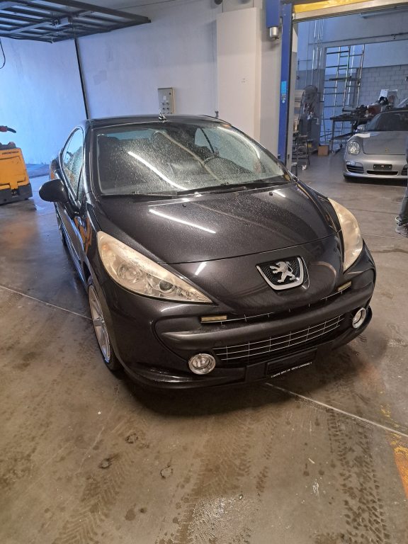 PEUGEOT 207 1.6 16V Roland Garros, Essence, Occasion / Utilisé, Manuelle - 4