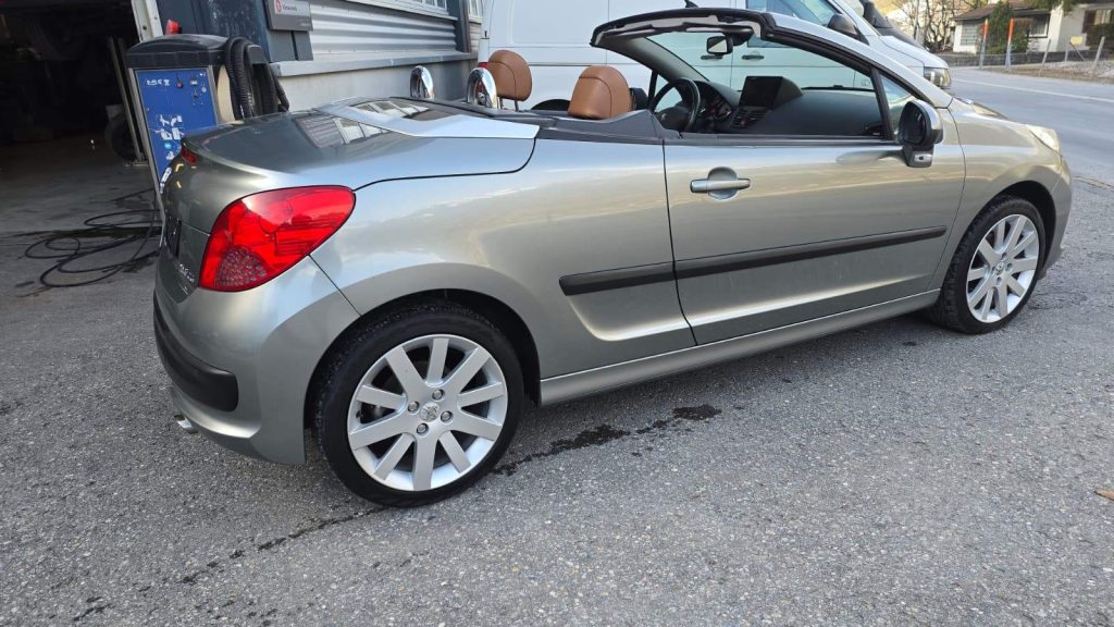 PEUGEOT 207 1.6 16V Sport, Benzin, Occasion / Gebraucht, Handschaltung - 3