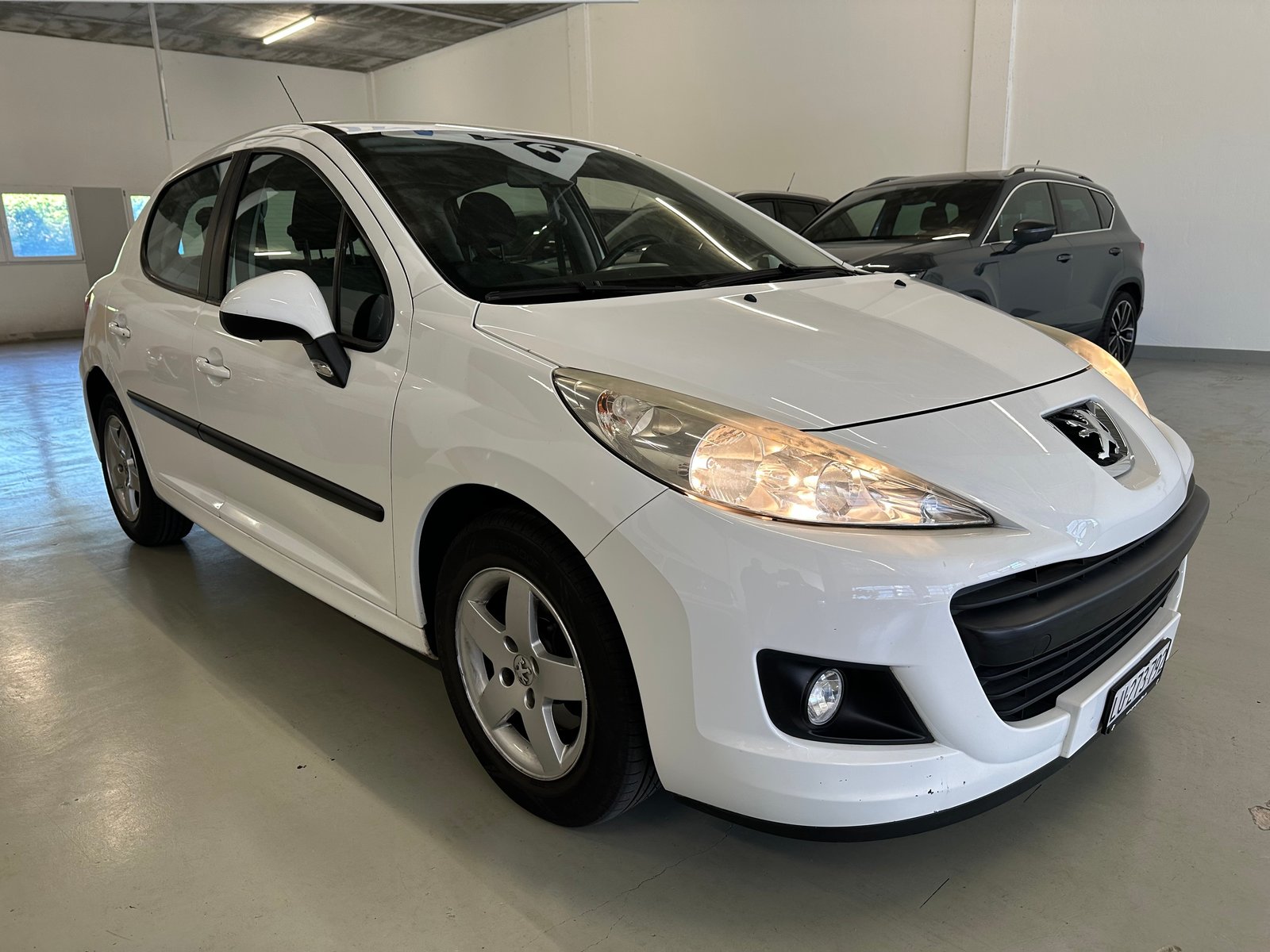 PEUGEOT 207 1.4 16V Trendy