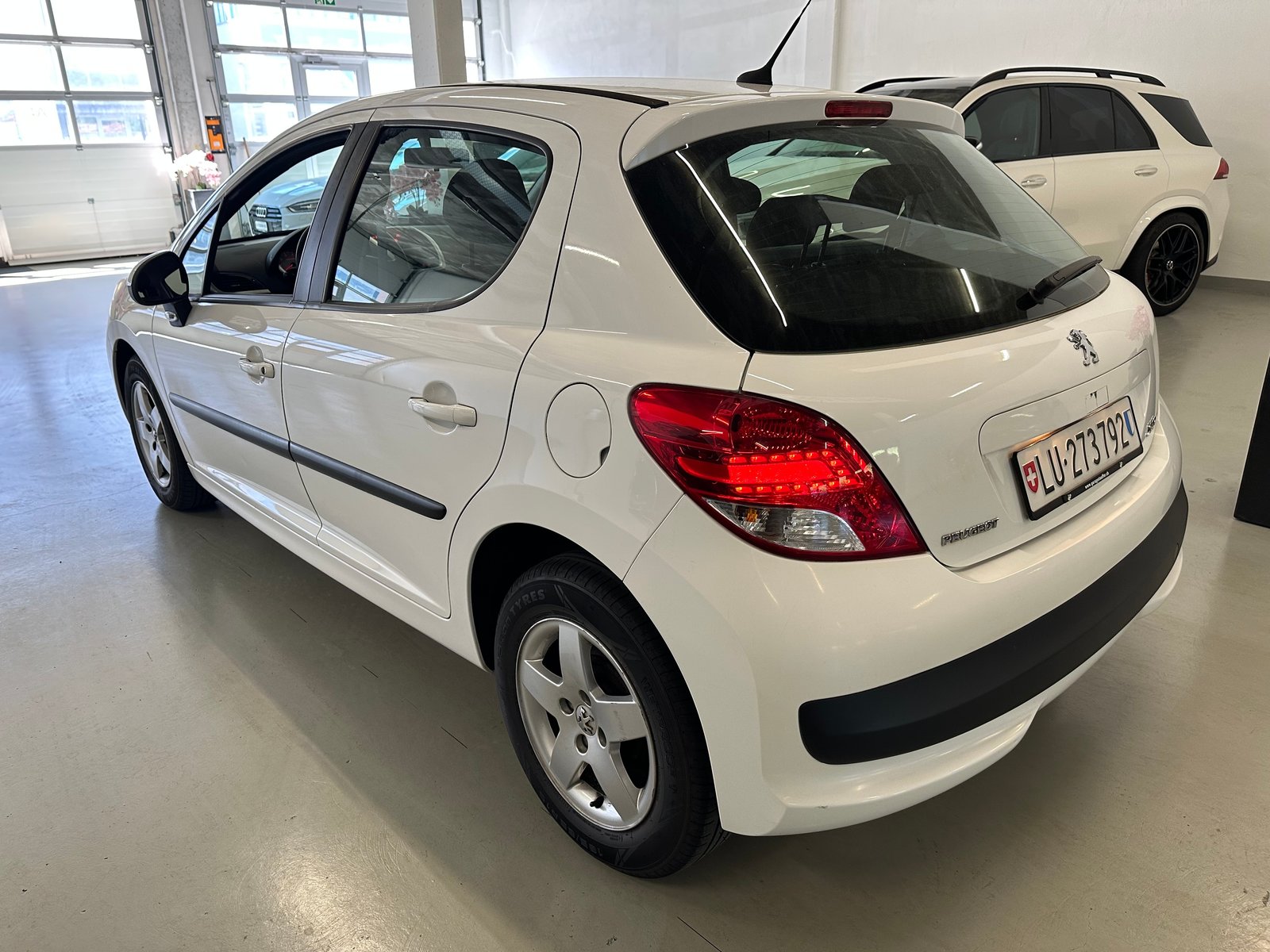 PEUGEOT 207 1.4 16V Trendy, Benzina, Occasioni / Usate, Manuale - 5