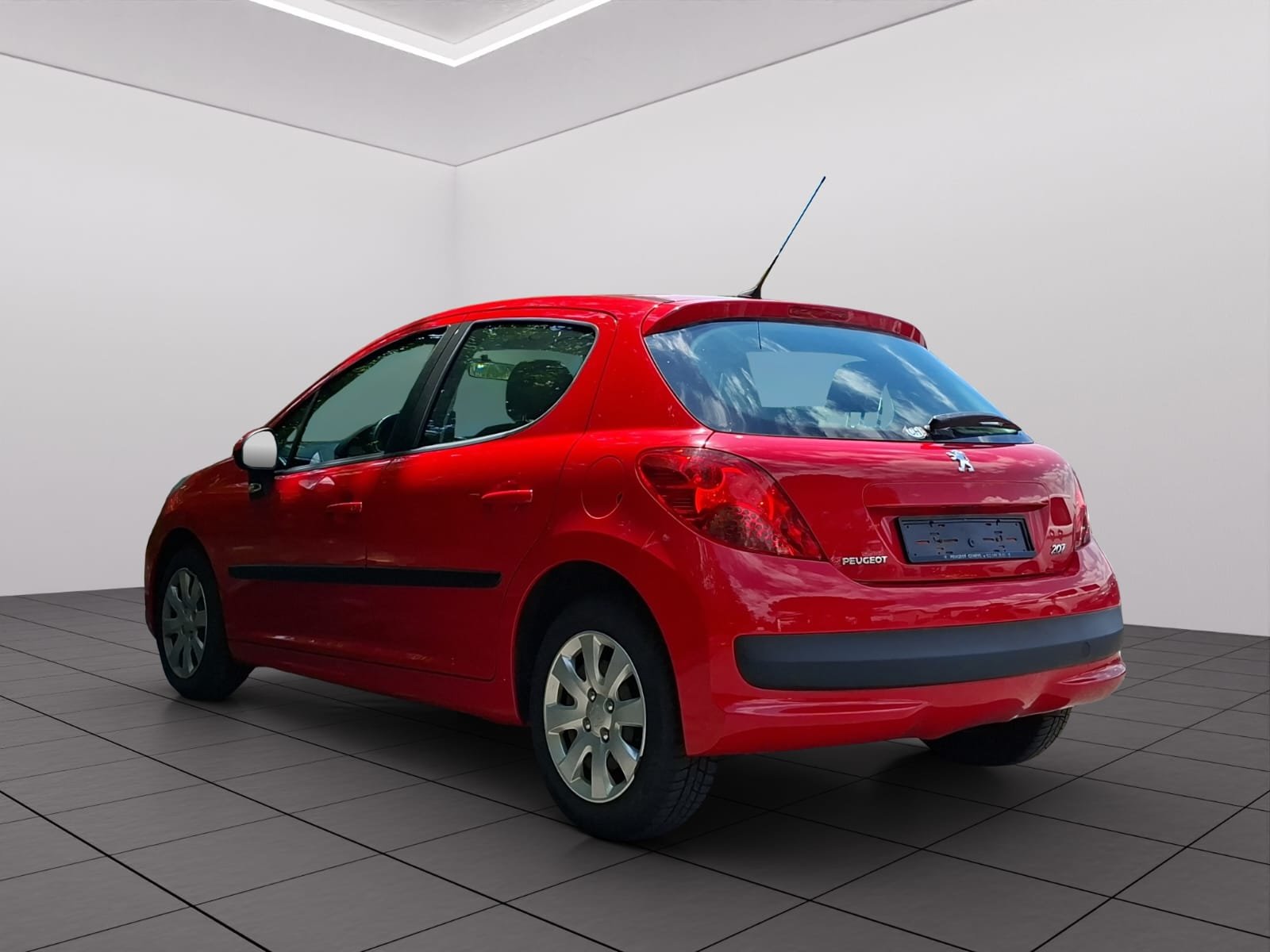 PEUGEOT 207 1.4 16V XT, Essence, Occasion / Utilisé, Manuelle - 5