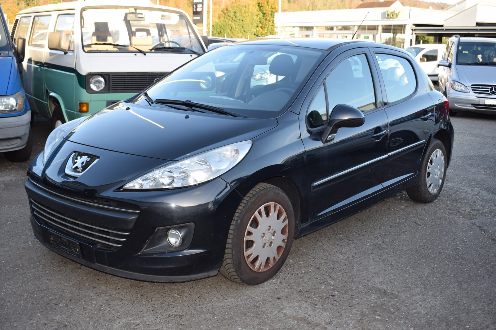 PEUGEOT 207 1.4 16V Active, Benzin, Occasion / Gebraucht, Handschaltung - 2