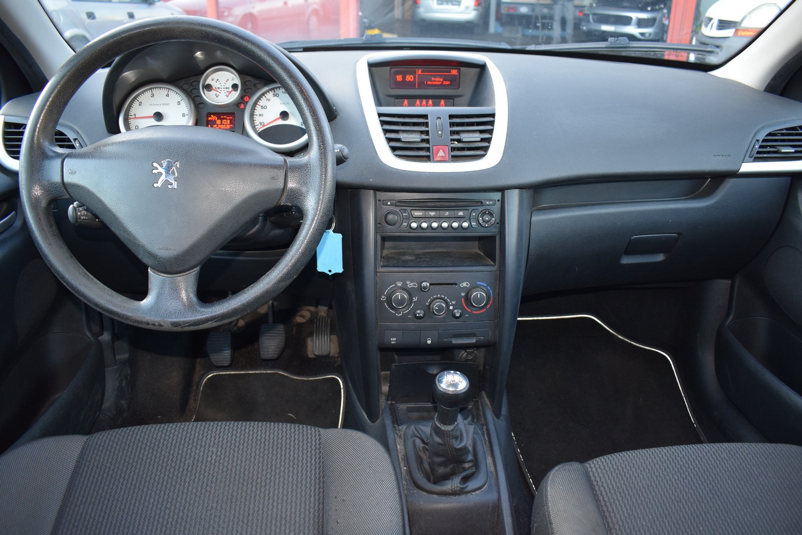 PEUGEOT 207 1.4 16V Active, Benzin, Occasion / Gebraucht, Handschaltung - 5