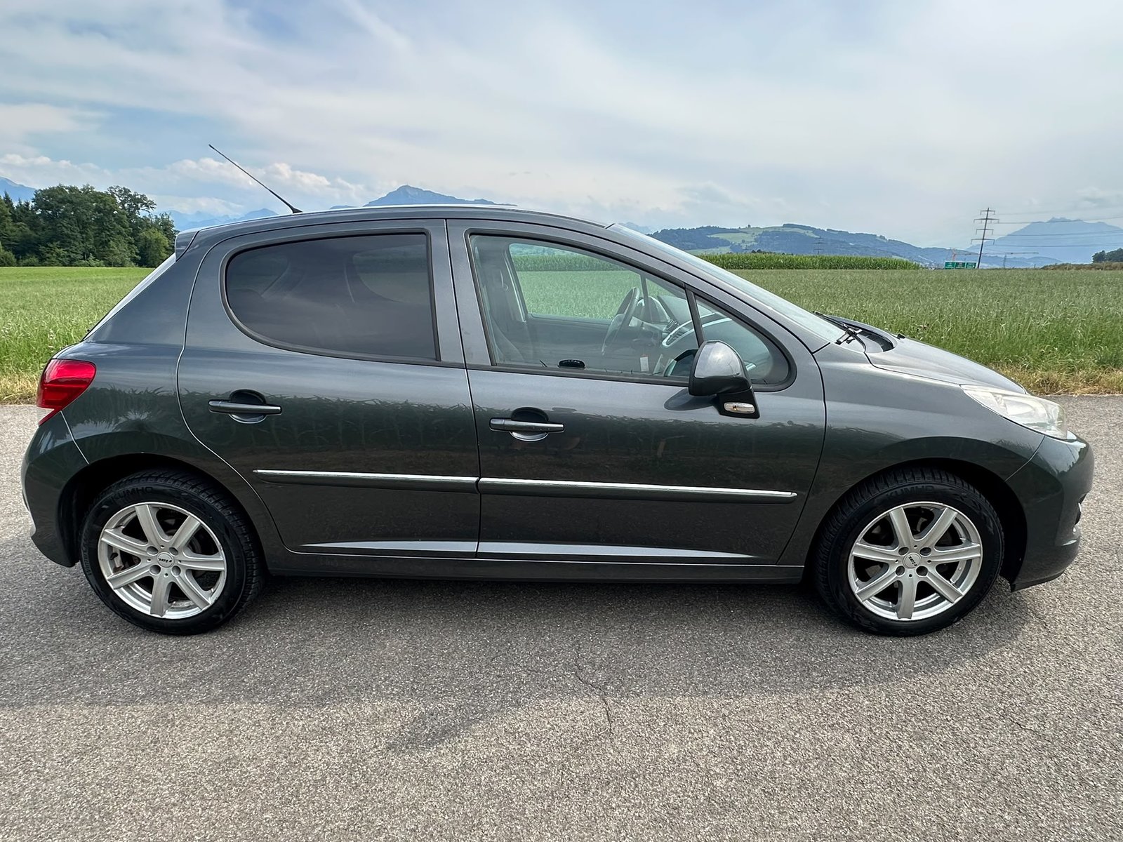 PEUGEOT 207 1.6 16V Lion Edition, Essence, Occasion / Utilisé, Manuelle - 5