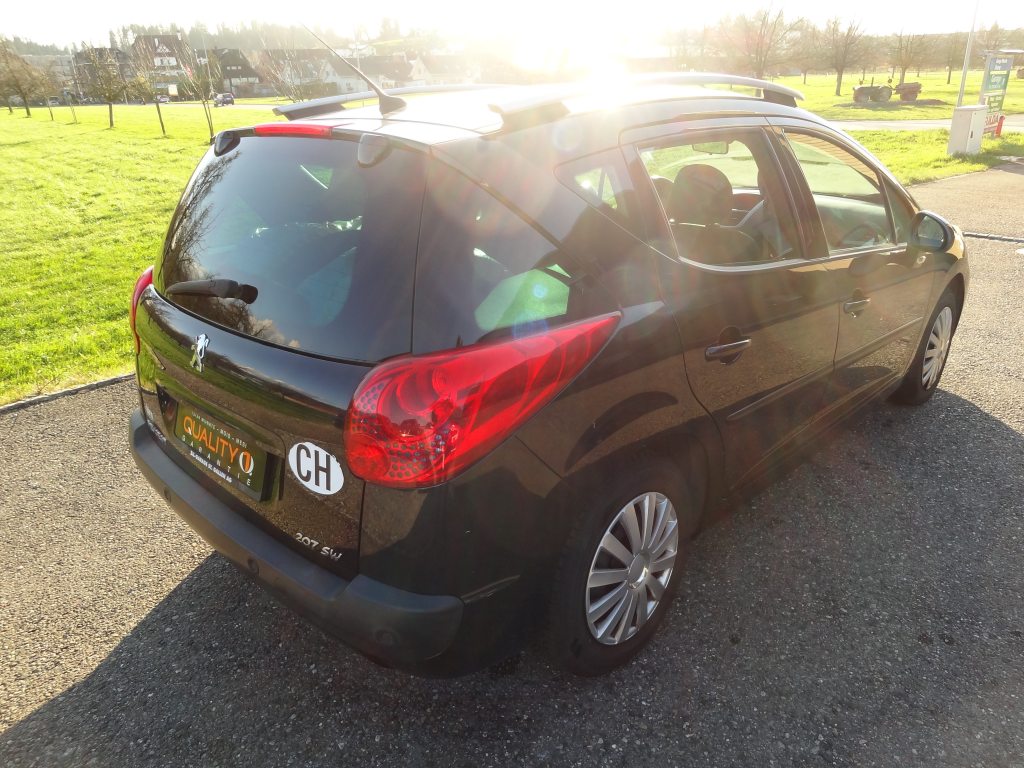 PEUGEOT 207 1.6 16V Sport, Benzin, Occasion / Gebraucht, Handschaltung - 7