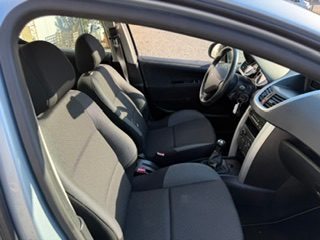 PEUGEOT 207 1.4 16V 95 Swiss Edition AC, Essence, Occasion / Utilisé, Manuelle - 6