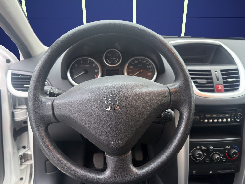 PEUGEOT 207 1.4 75 Access, Essence, Occasion / Utilisé, Manuelle - 5