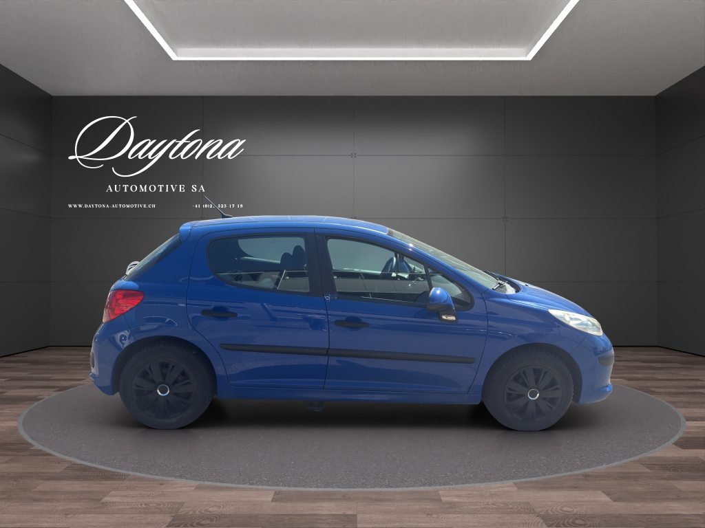 PEUGEOT 207 1.4 Look, Petrol, Second hand / Used, Manual - 4