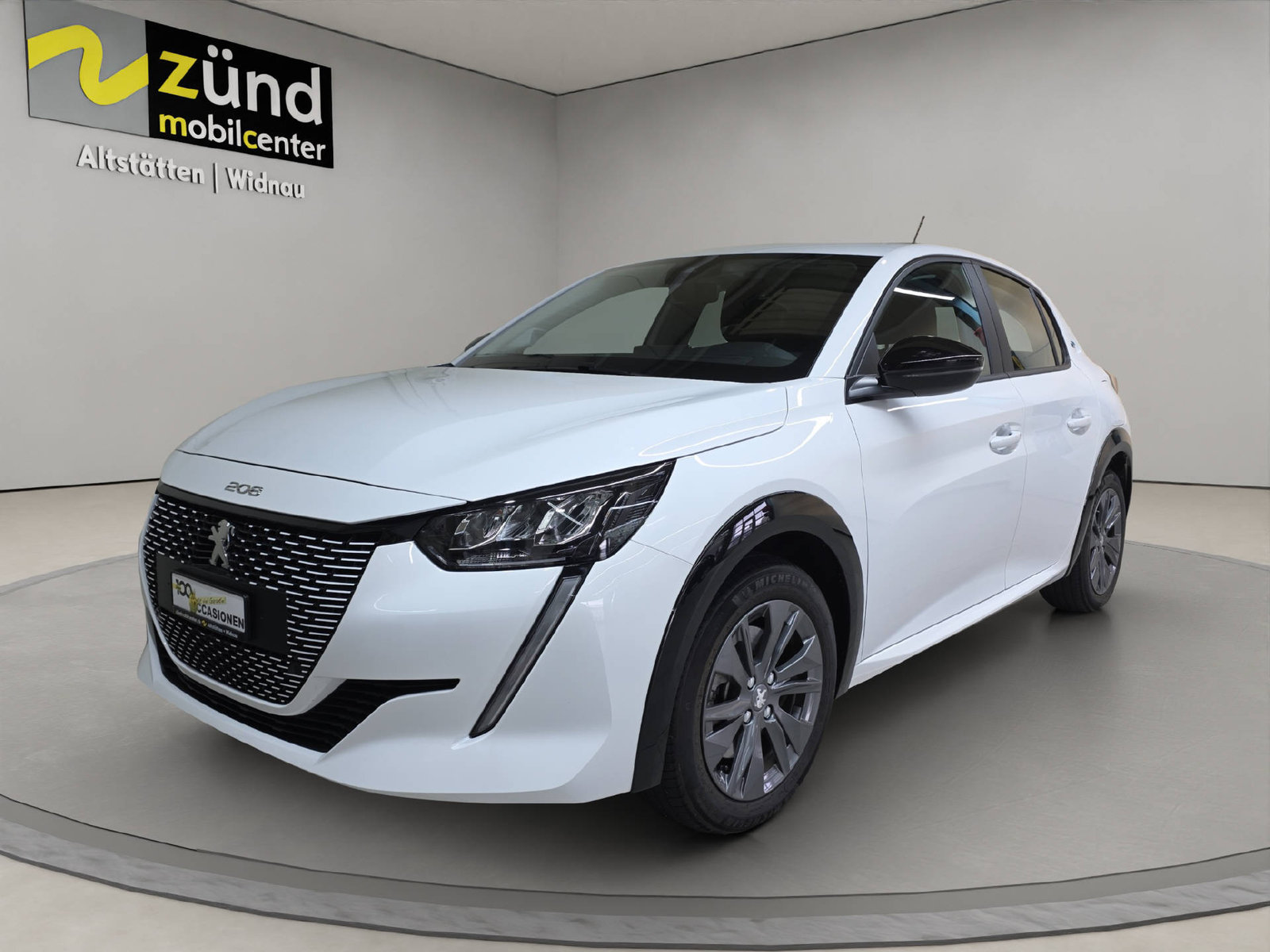 PEUGEOT E-208 Active Pack