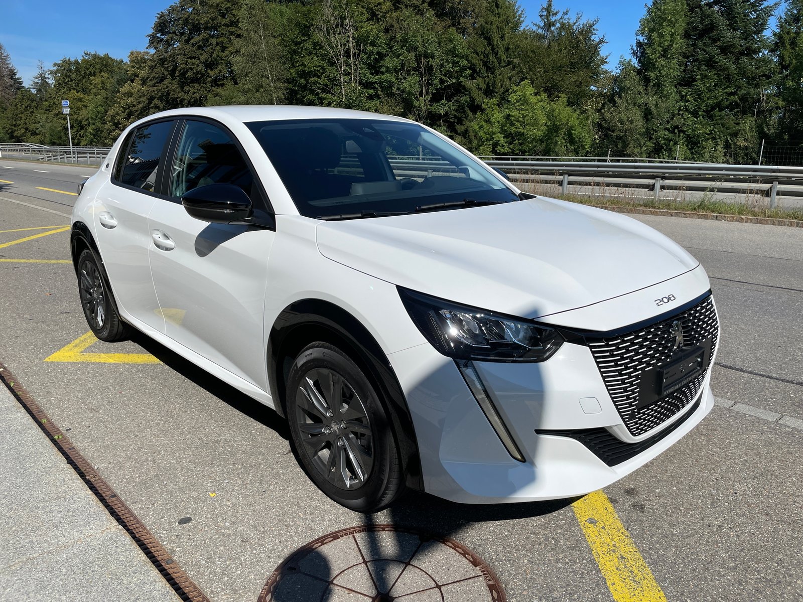 PEUGEOT 208 Elektrik Active Pack, 3-Phasenladung, Elektro, Neuwagen, Automat - 3