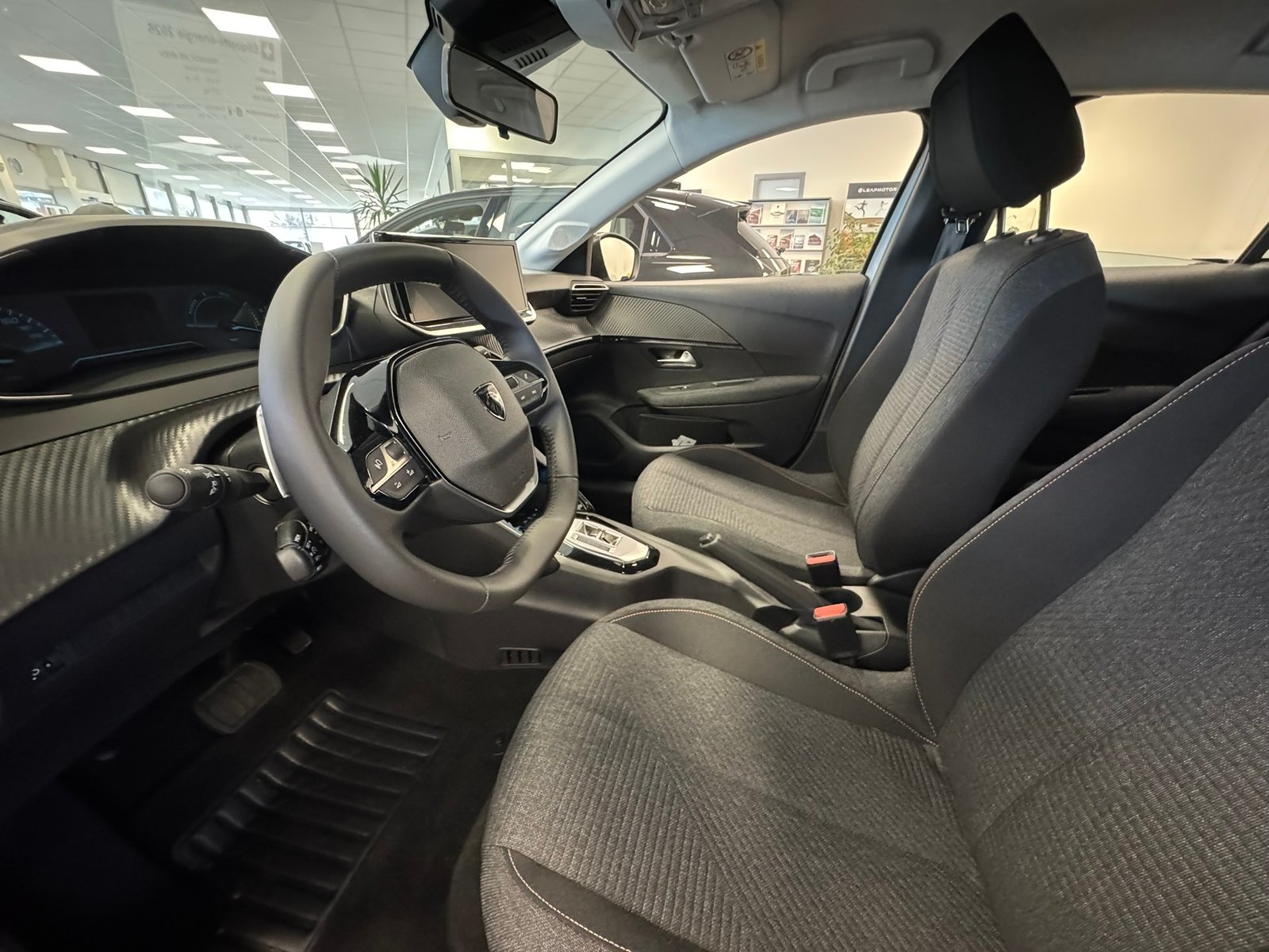 PEUGEOT 208 1.2 MHEV 110 Style, Mild-Hybrid Benzin/Elektro, Neuwagen, Automatik - 7