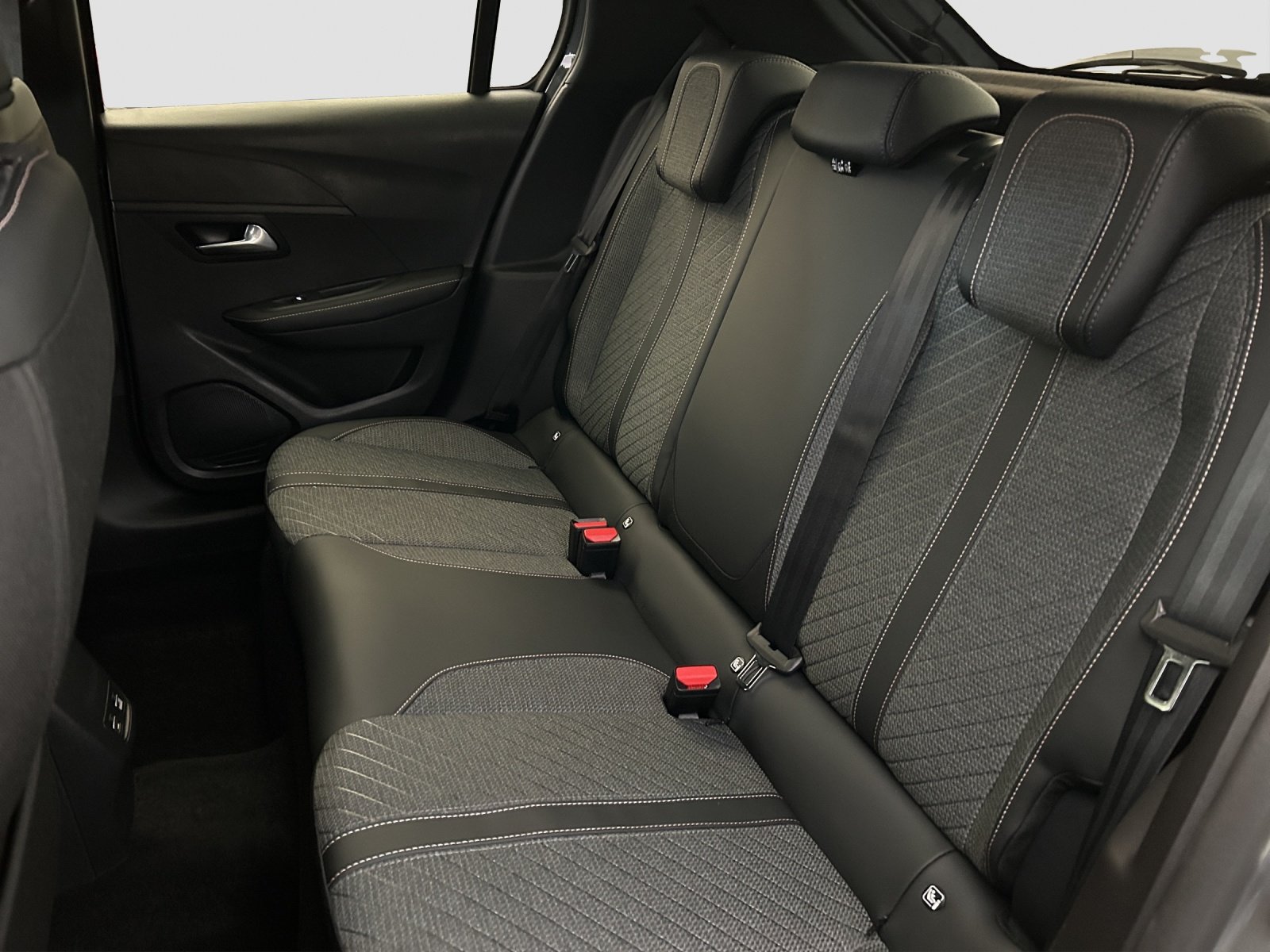PEUGEOT 208 1.2 MHEV 110 Allure - NAVI - Rückfahrkamera, Hybride Leggero Benzina/Elettrica, Auto nuove, Automatico - 7