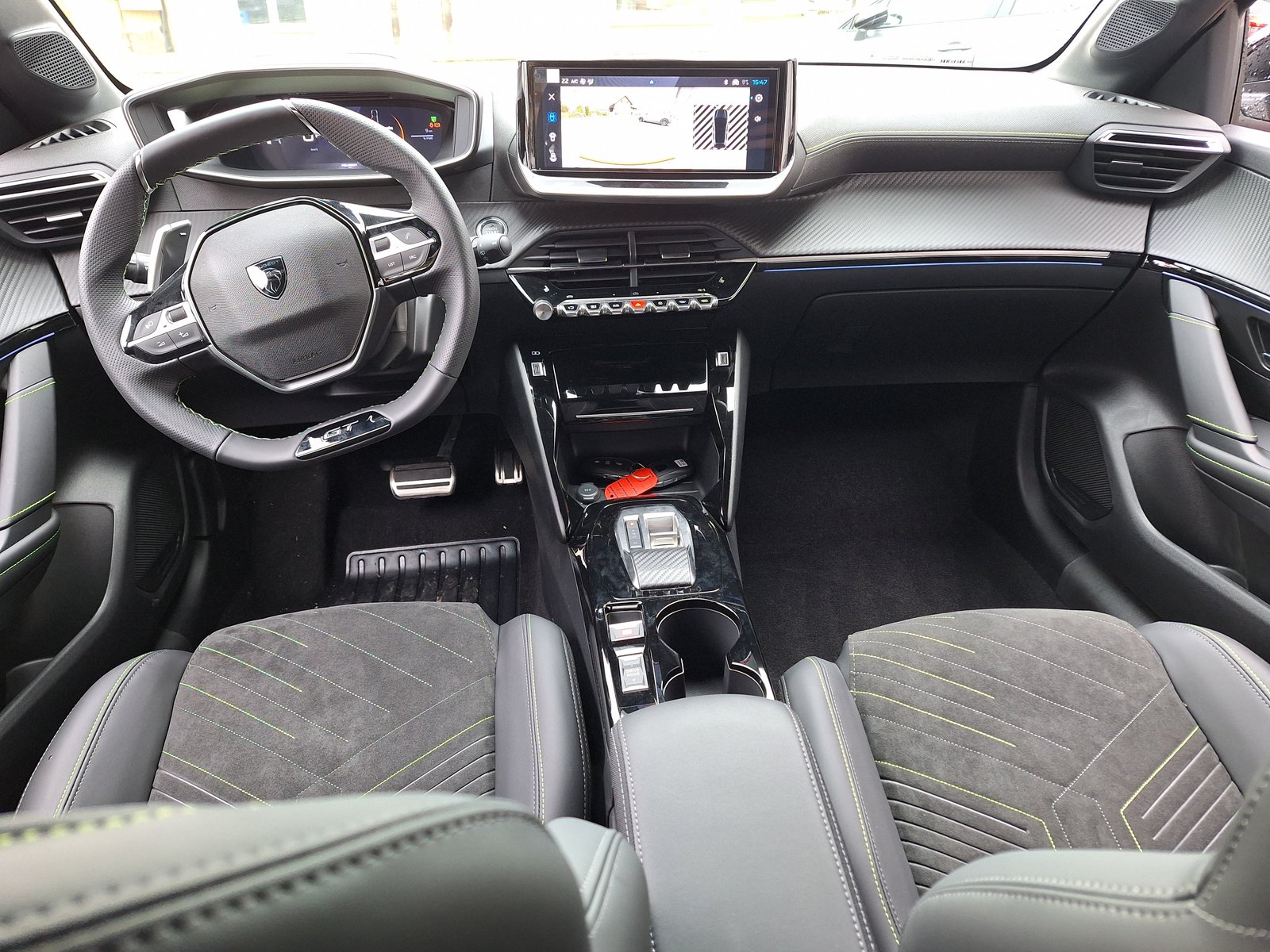 PEUGEOT 208 MHEV GT Helvetia, Mild-Hybrid Benzin/Elektro, Neuwagen, Automatik - 6