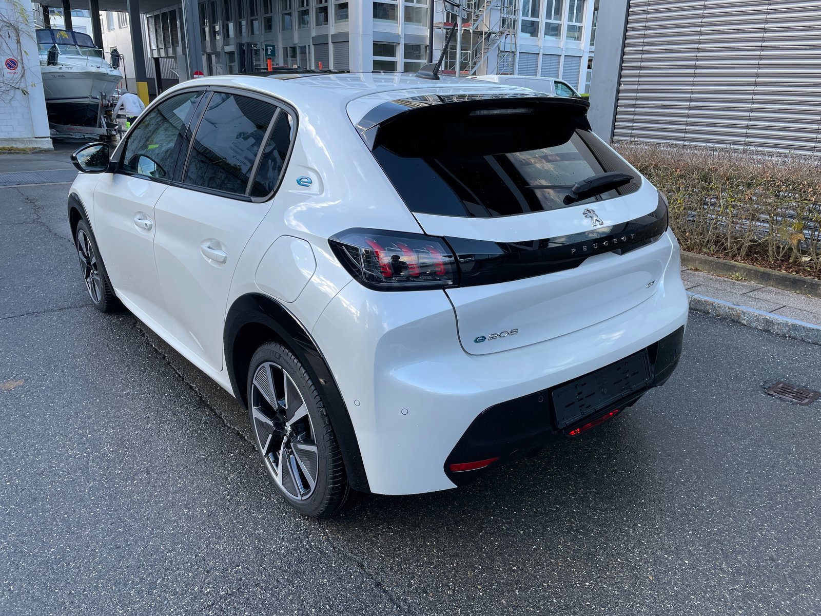 PEUGEOT 208 Elektrik GT Pack 3 Phasen Vollausstattung, Elektro, Neuwagen, Automatik - 3