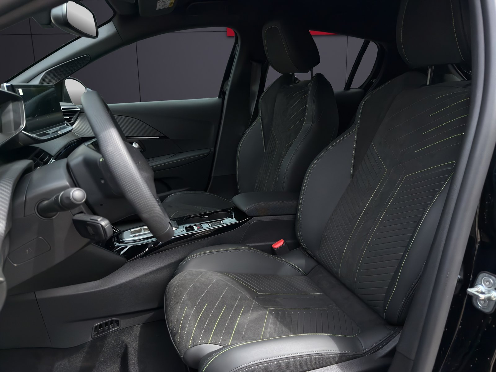 PEUGEOT 208 1.2 MHEV GT, Mild-Hybrid Petrol/Electric, New car, Automatic - 6