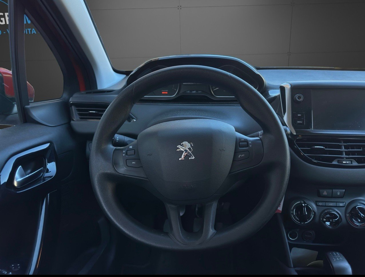 PEUGEOT 208 1.2 PureTech Access, Benzin, Occasion / Gebraucht, Handschaltung - 5