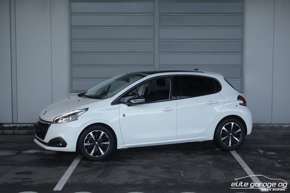 PEUGEOT 208 1.2 PureTech Tech Edition EAT6, Petrol, Second hand / Used, Automatic