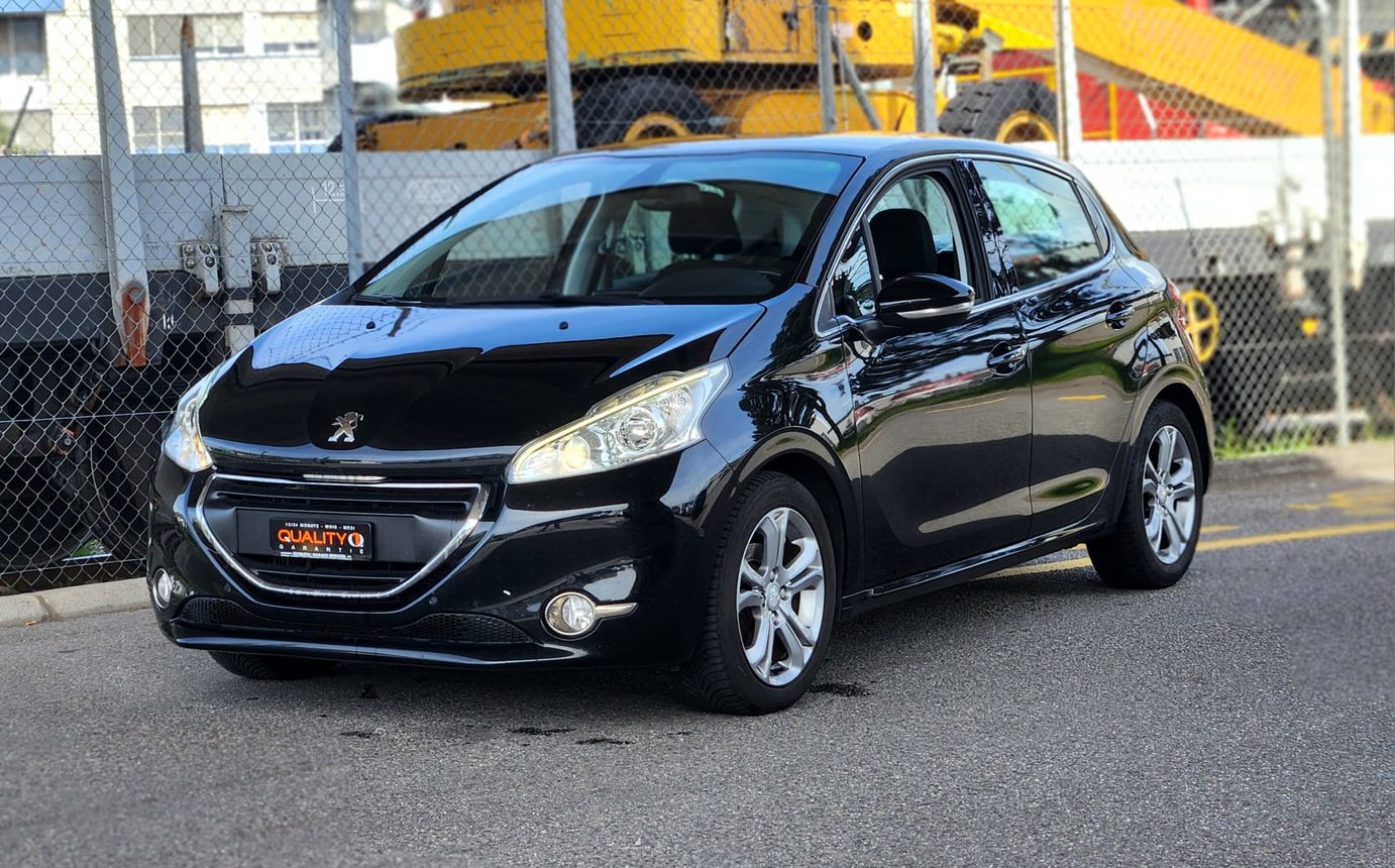 PEUGEOT 208 1.6 e-HDI Allure, Diesel, Occasion / Gebraucht, Handschaltung - 3