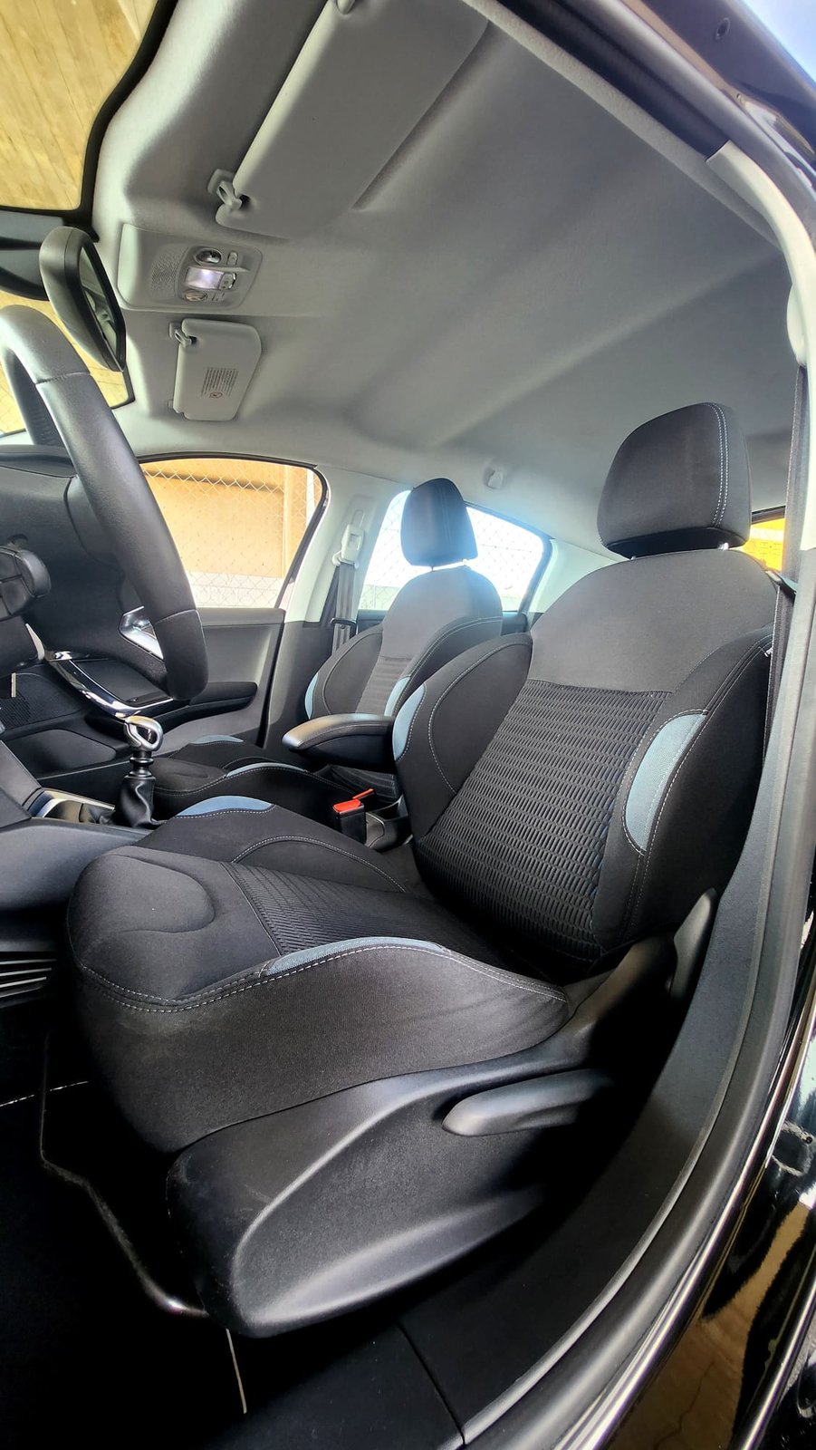 PEUGEOT 208 1.6 e-HDI Allure, Diesel, Occasion / Gebraucht, Handschaltung - 7