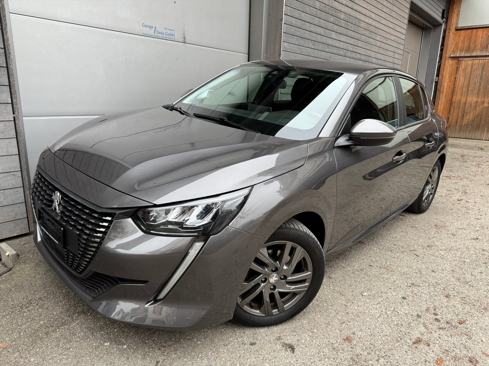 PEUGEOT 208 1.2 PureTech Active Pack EAT8, Essence, Occasion / Utilisé, Automatique - 2