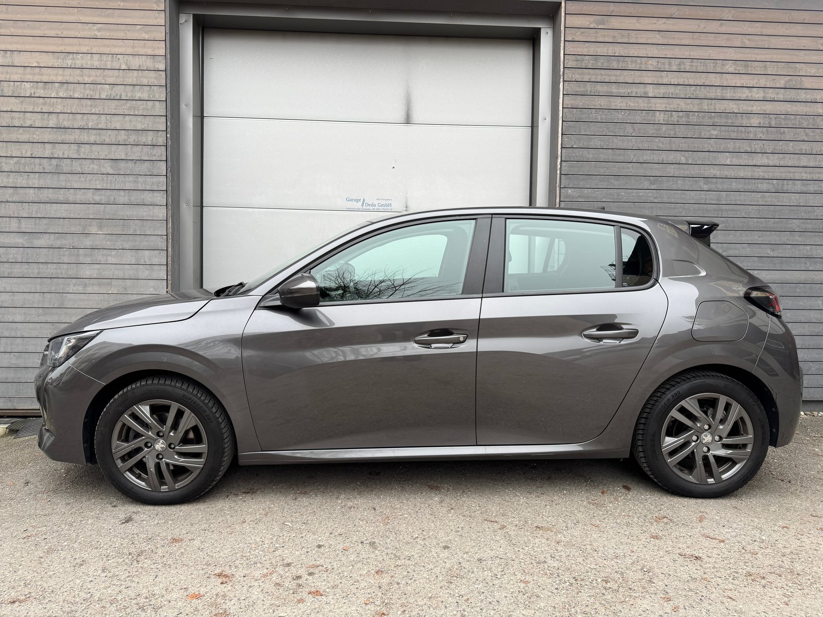 PEUGEOT 208 1.2 PureTech Active Pack EAT8, Essence, Occasion / Utilisé, Automatique - 4